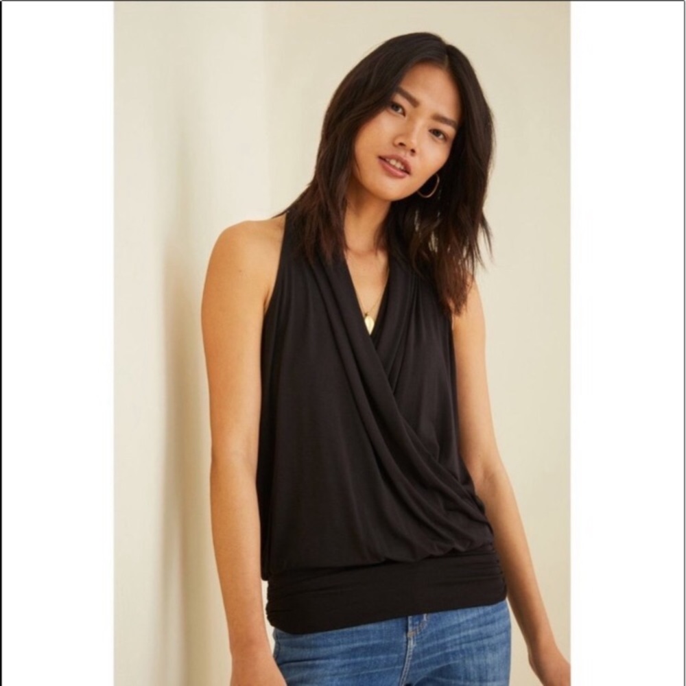 Amour Vert Angus Black halter top